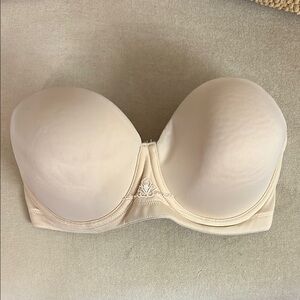 Cream Strapless Bra with Underwire